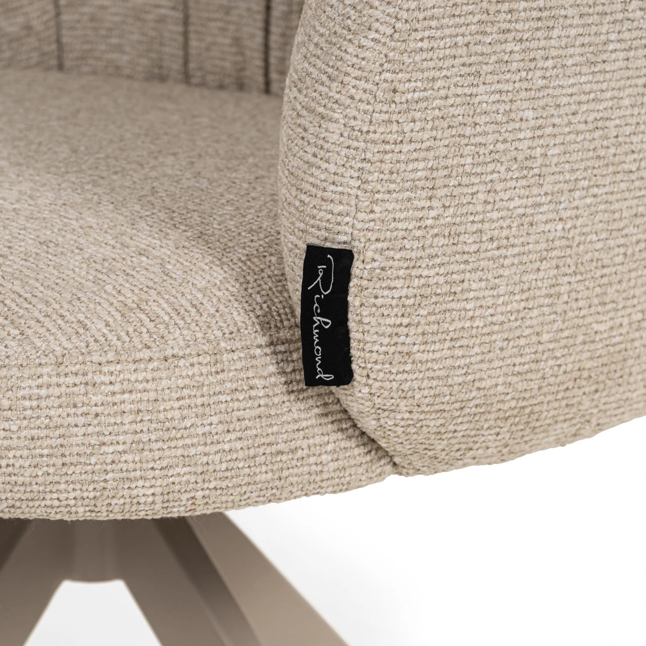 Spisestol Olivia biscotti svingbar Richmond Interiors Spisestol