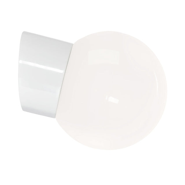 Glob 150 Blank Opal Vegglampe E27 Skrå IP54 Ifö Electric Vegglampe