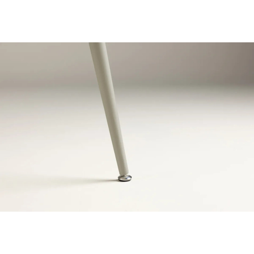 Plaza Dining Table Venture Design Spisebord