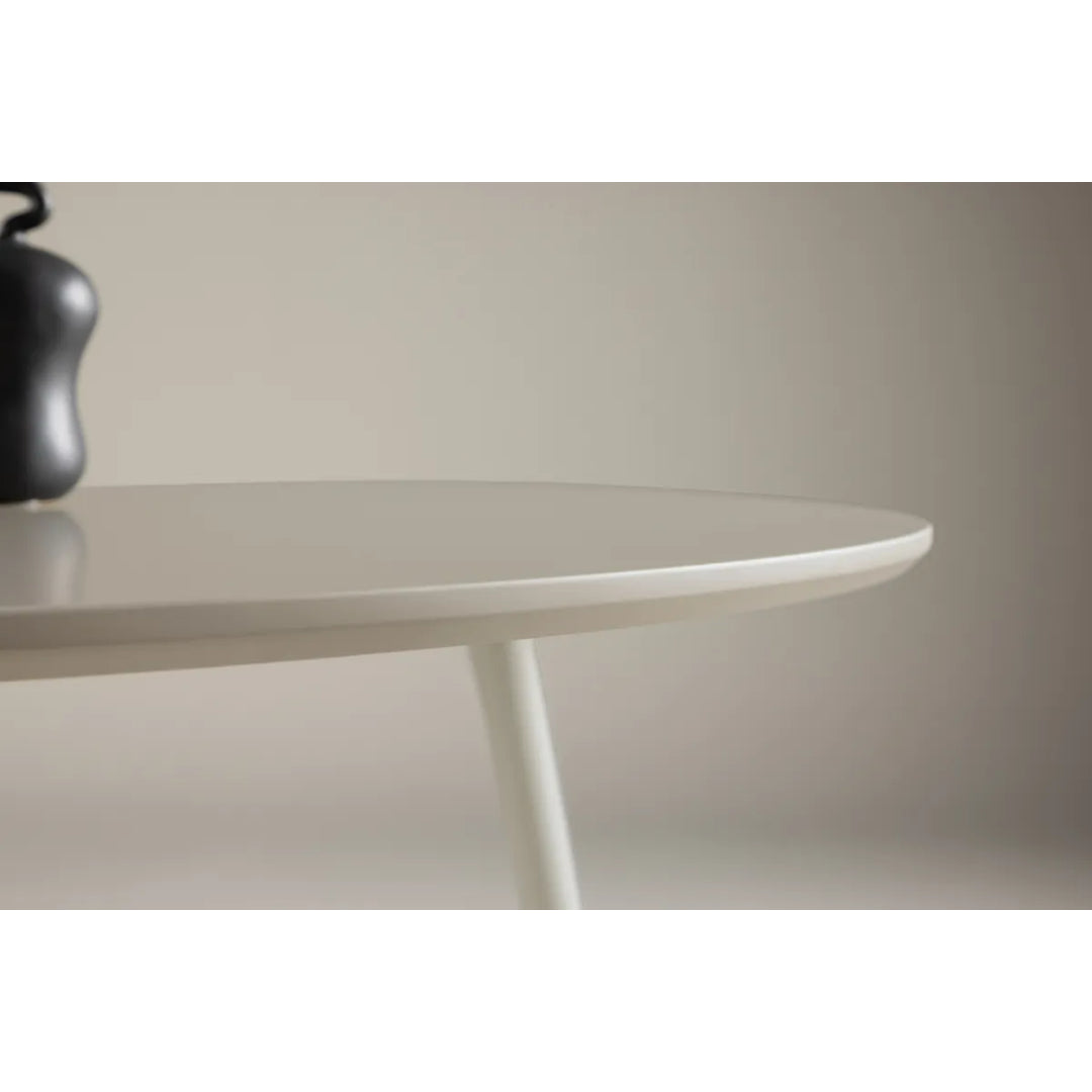 Plaza Dining Table Venture Design Spisebord