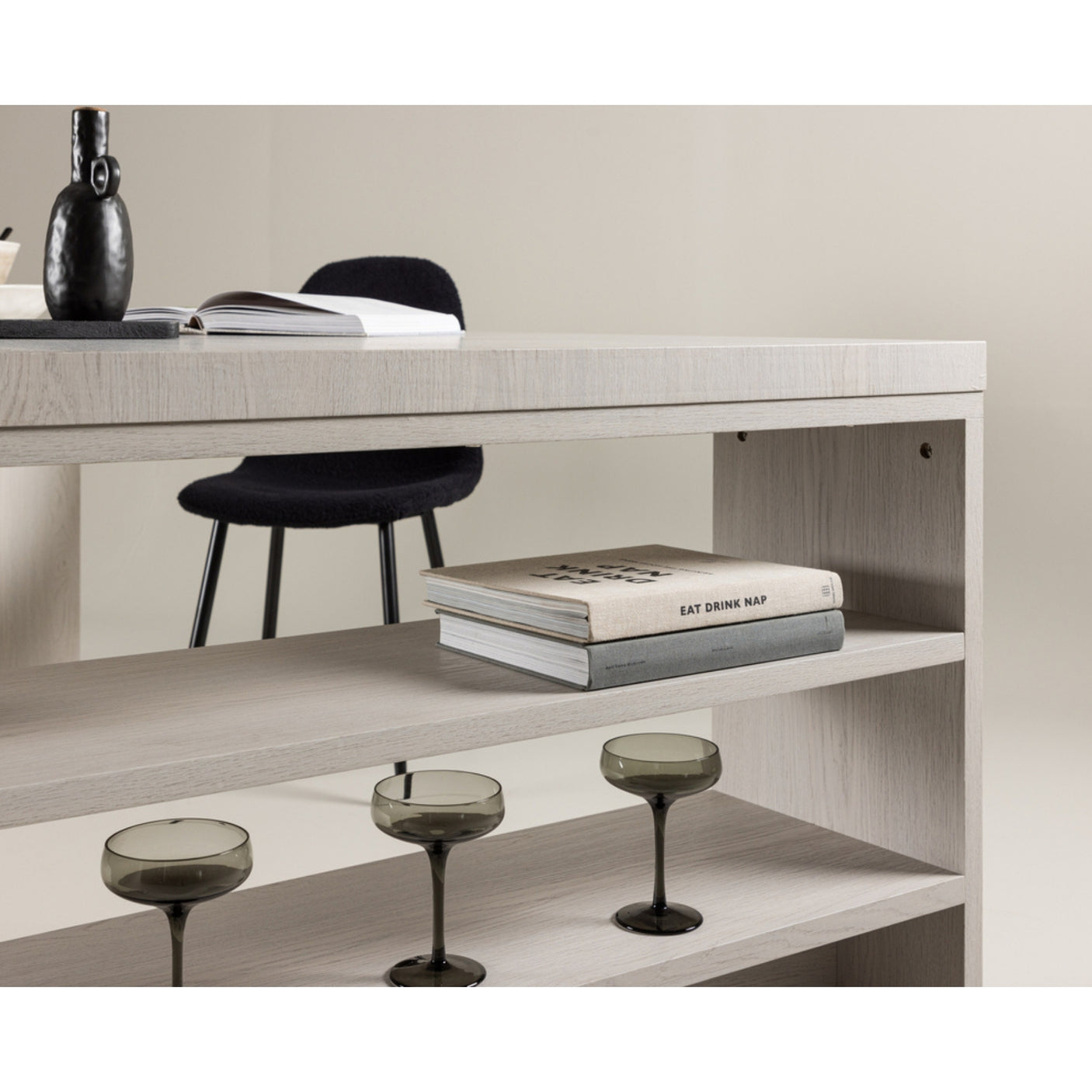 Mika Dining Table Venture Design Spisebord