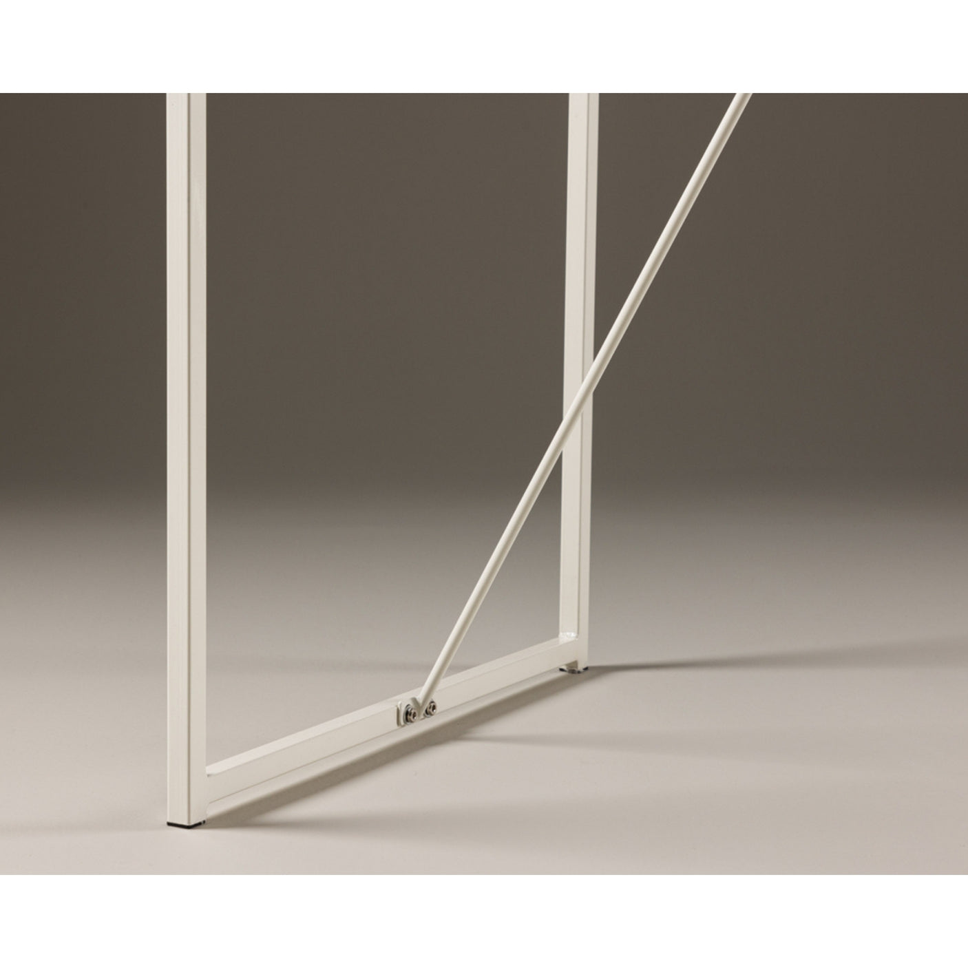 Brea Dining Table Venture Design Spisebord
