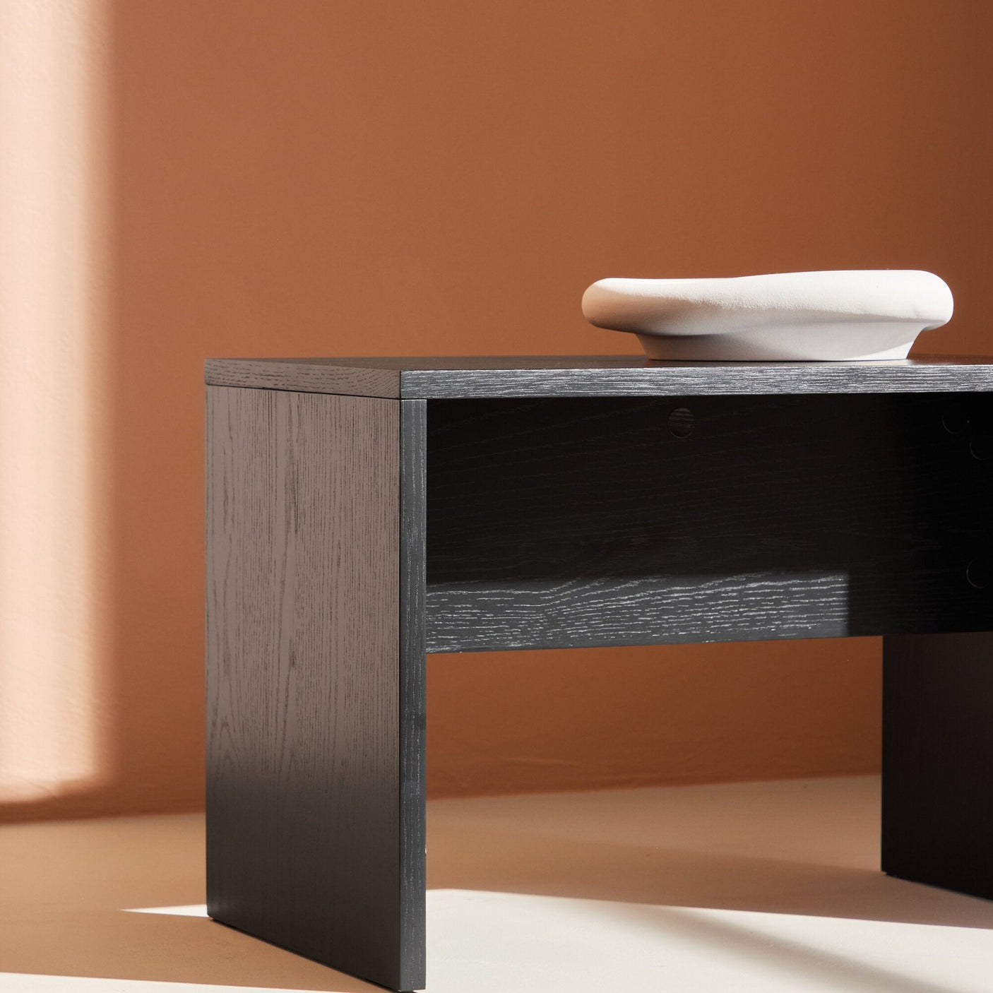 Juni Side Table Venture Design Sidebord