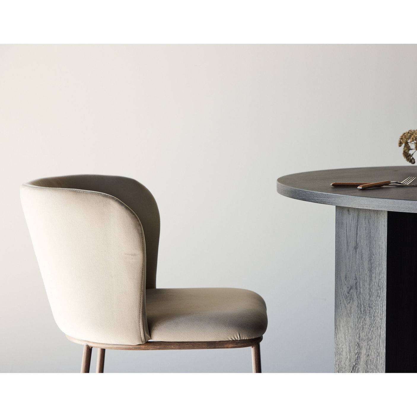 Edina spisestol Venture Design Spisestol