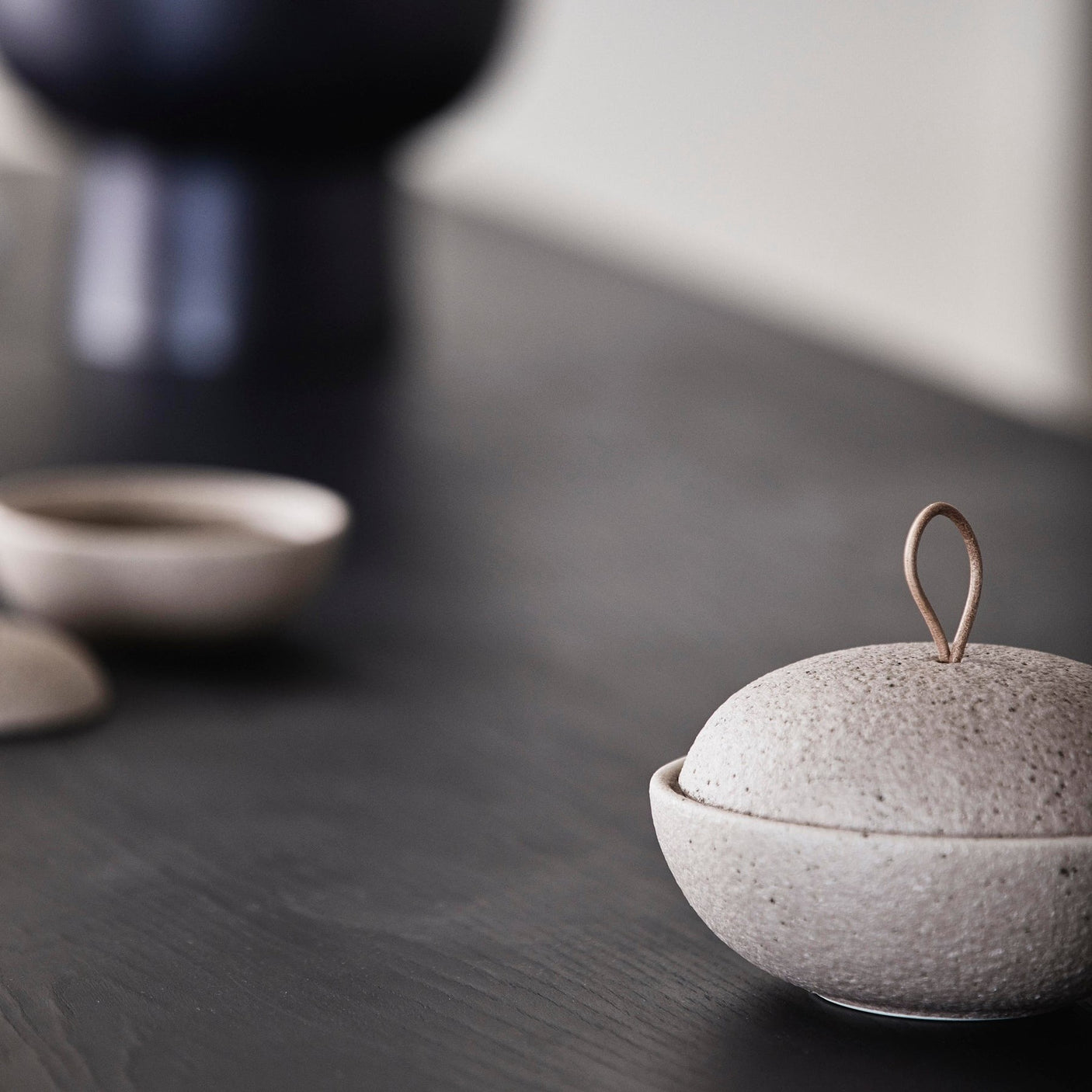 SANDY-beholder, S - sand Nordal DECO ITEMS