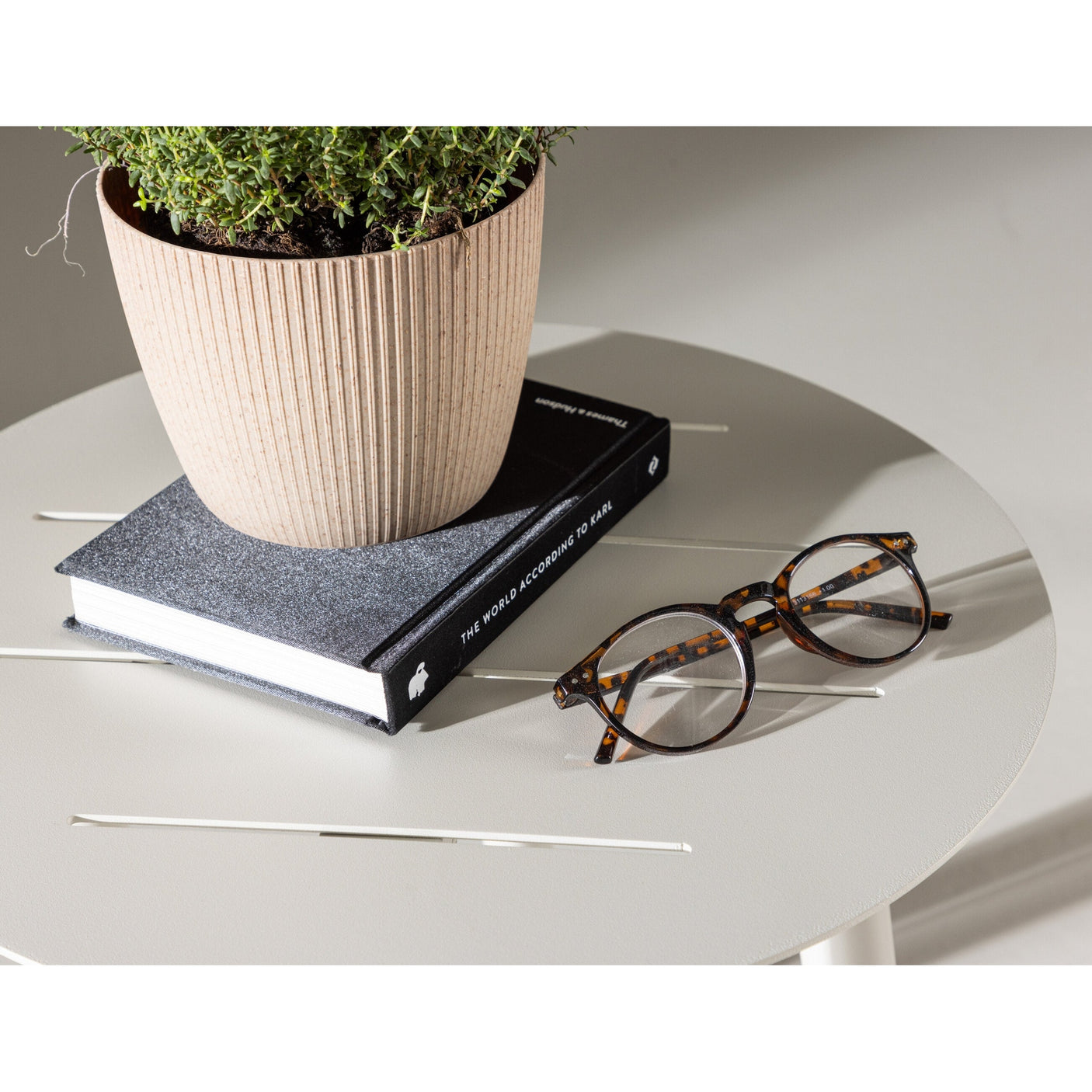 Lina sidebord Venture Design Sidebord