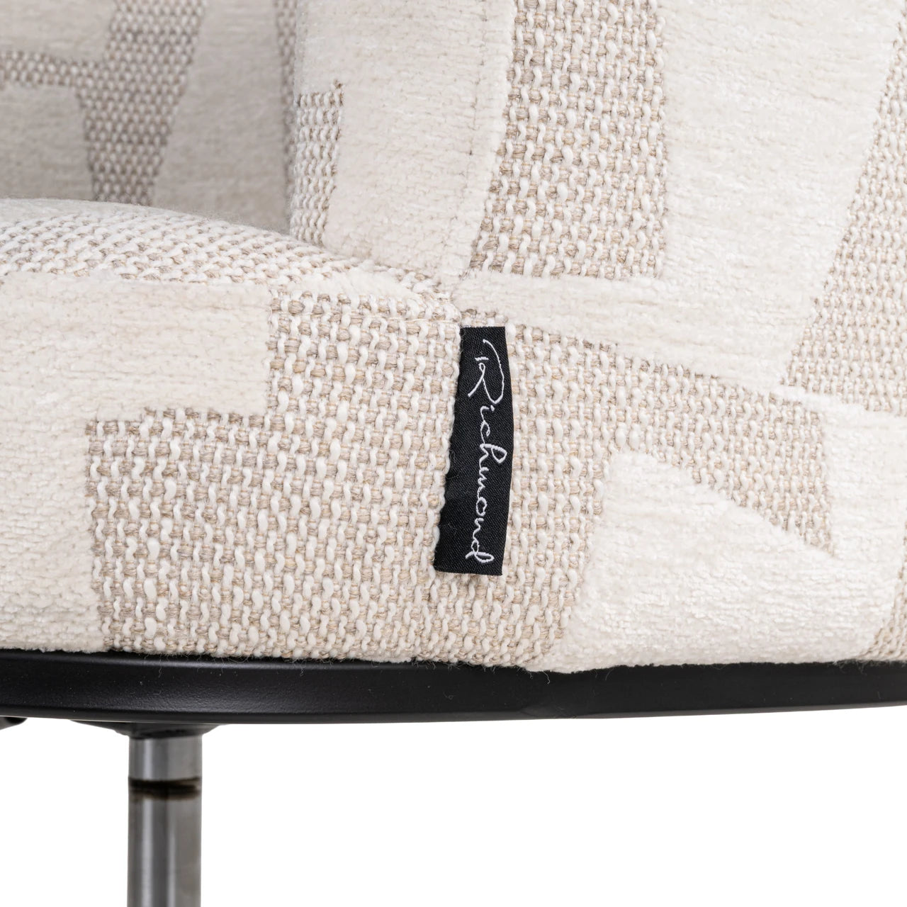 Spisestol Rochenne beige grafisk svingbar på hjul Richmond Interiors Spisestol