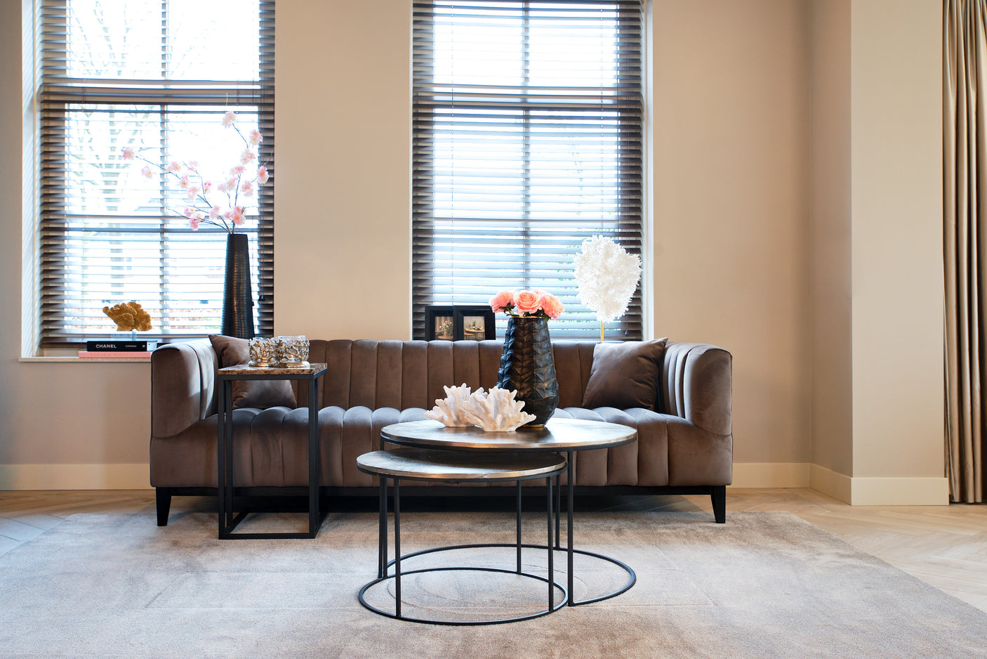 Salongbord Asher champagne gull sett med 2 Richmond Interiors Sofabord