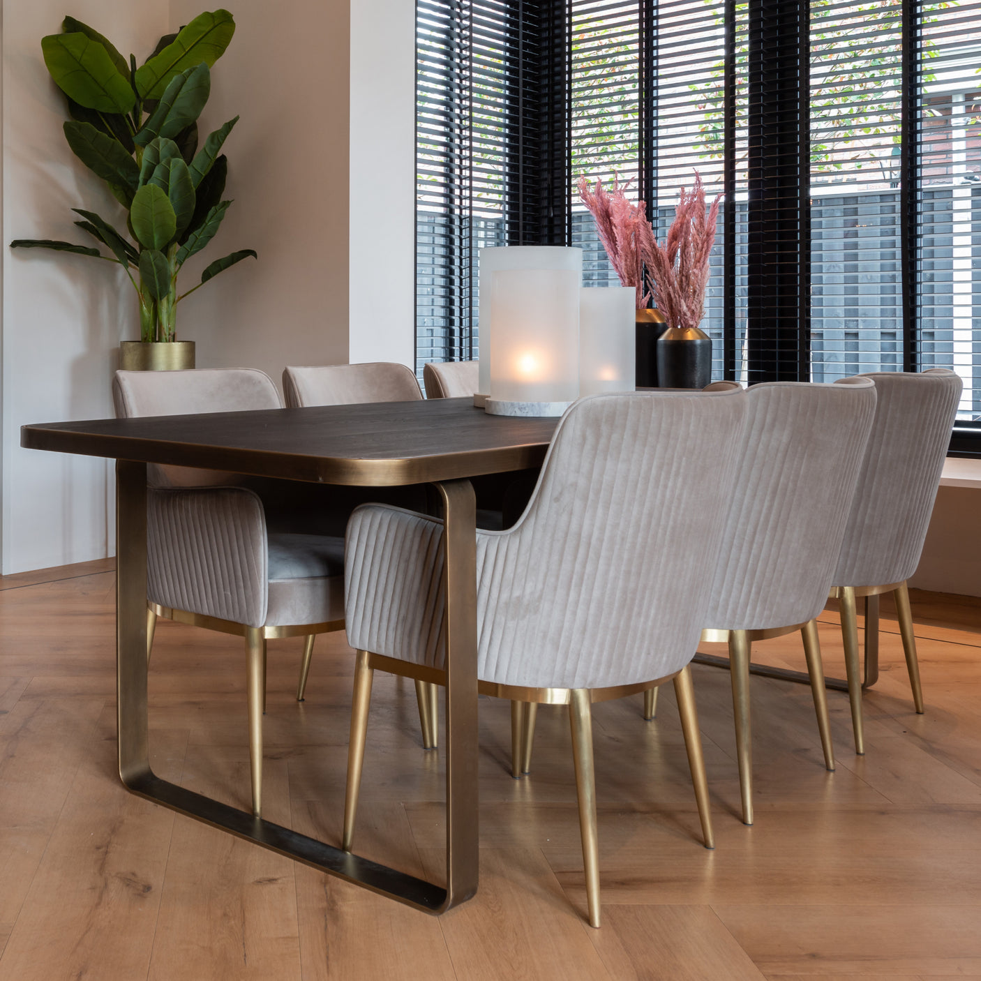 Spisestol Breeze khaki fløyel Richmond Interiors Spisestol