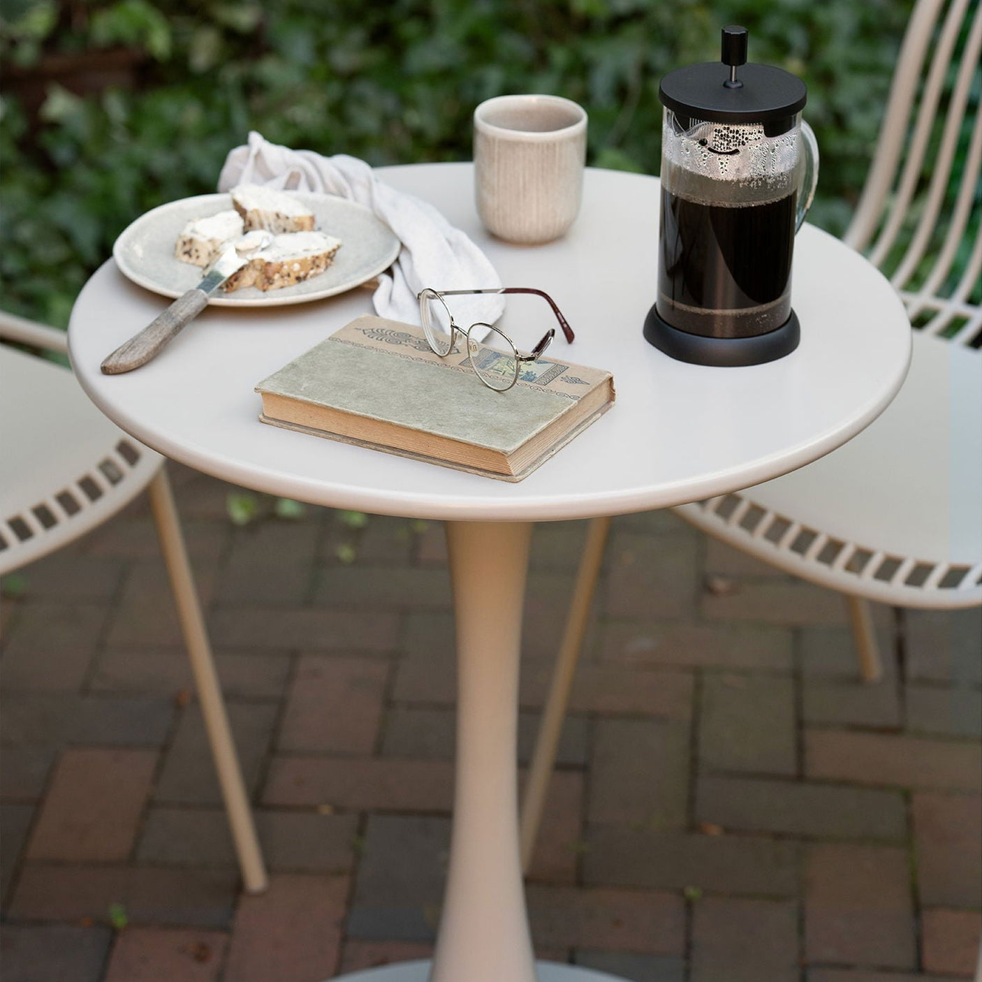 Meira Bistro Bord House Nordic Spisebord