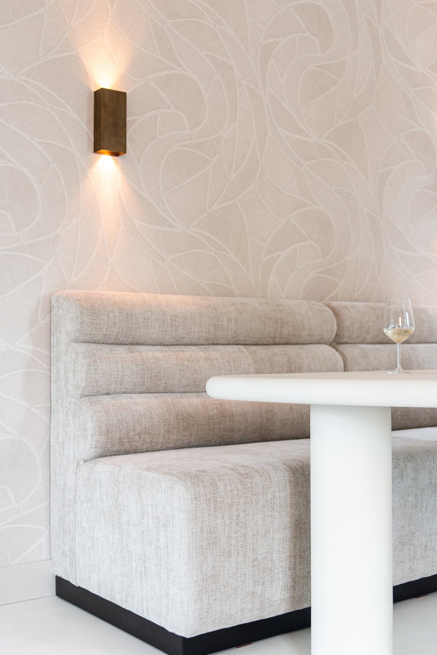 Spisebord Bloomstone hvit 235 Richmond Interiors Spisebord