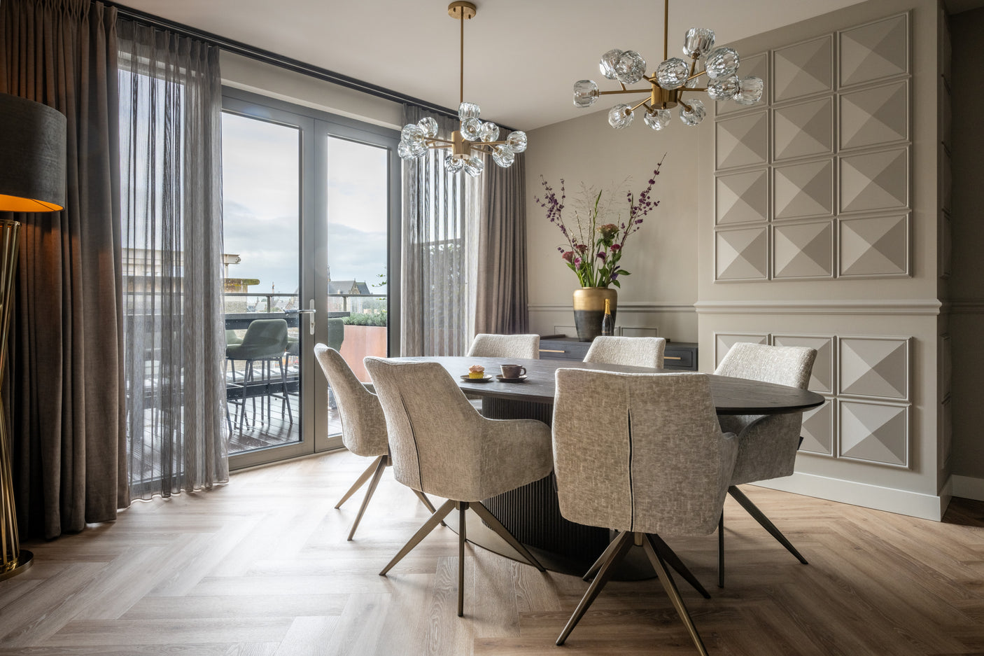 Spisestol Lisonne perle øy svingbar Richmond Interiors Spisestol