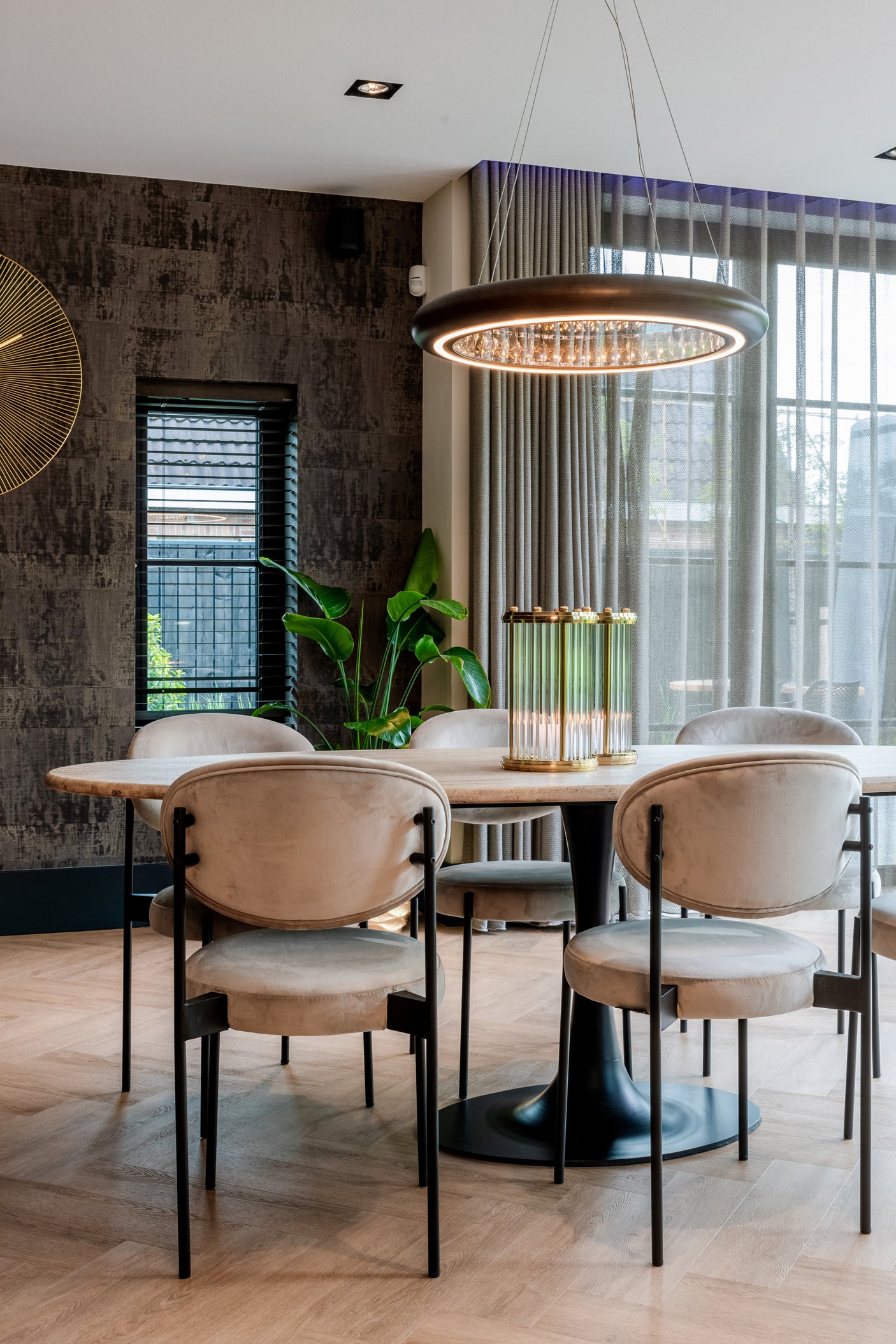 Spisebord Hampton svart oval 230 Richmond Interiors Spisebord