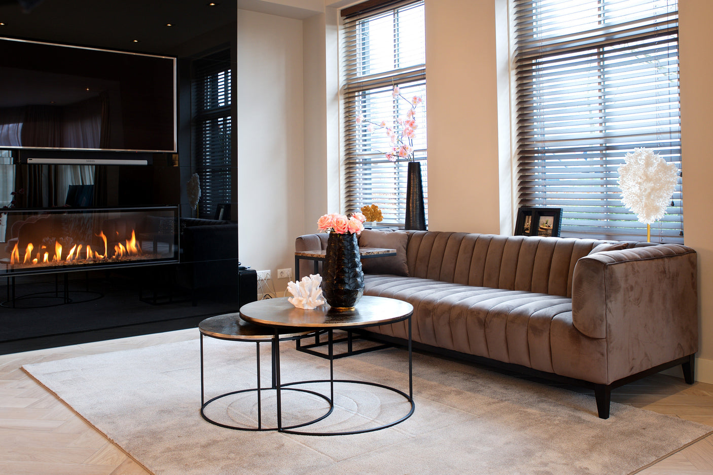Salongbord Asher champagne gull sett med 2 Richmond Interiors Sofabord