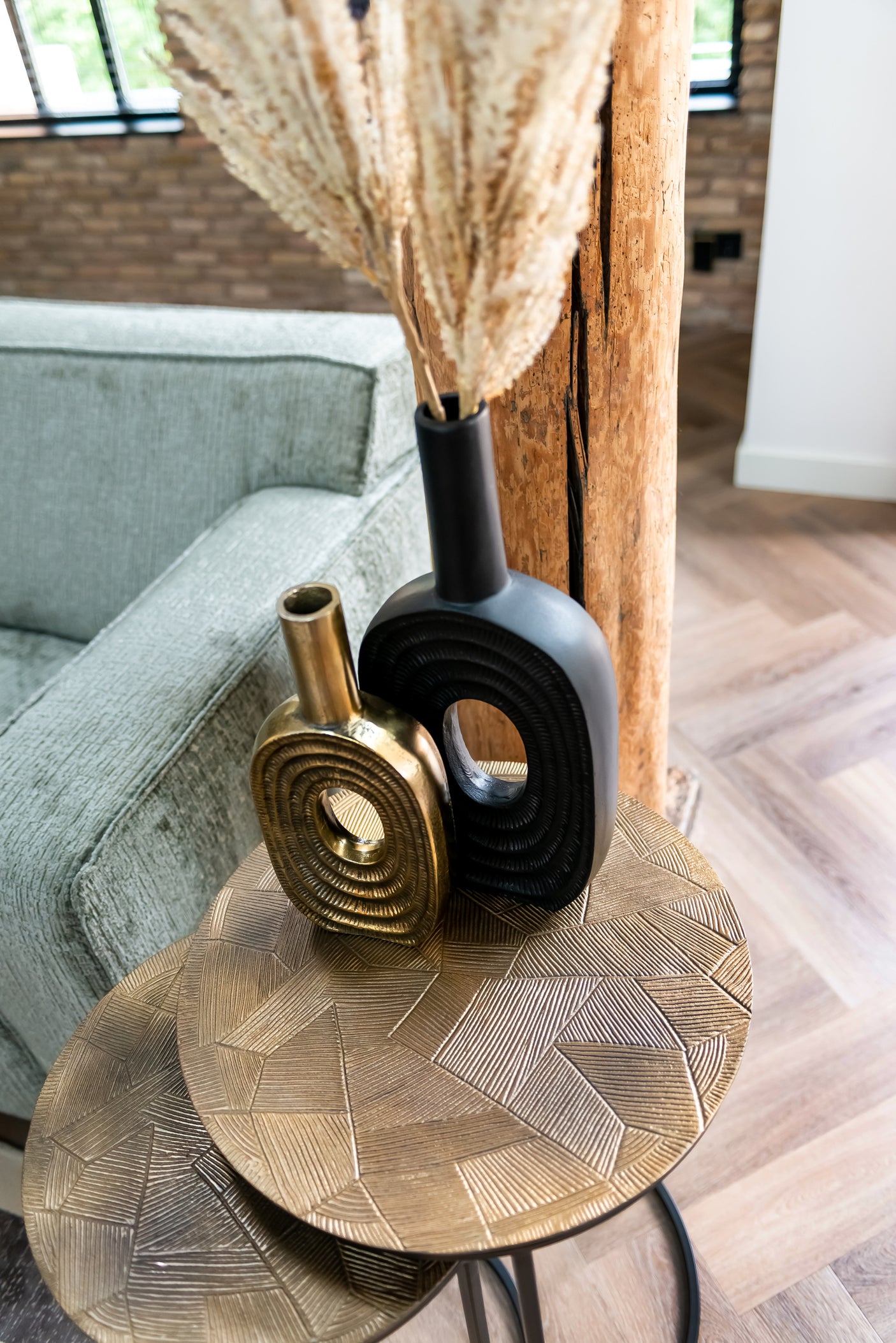 Endebord Tulum børstet gull sett med 2 Richmond Interiors Sidebord
