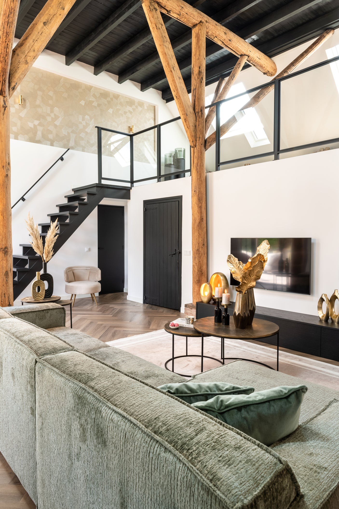 Sofabord Tulum børstet gull sett med 2 Richmond Interiors Sofabord
