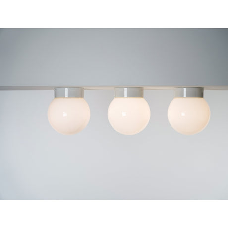 Globe 200 Matt Taklampe/Vegglampe E27 IP44 Ifö Electric AB Taklampe/Vegglampe