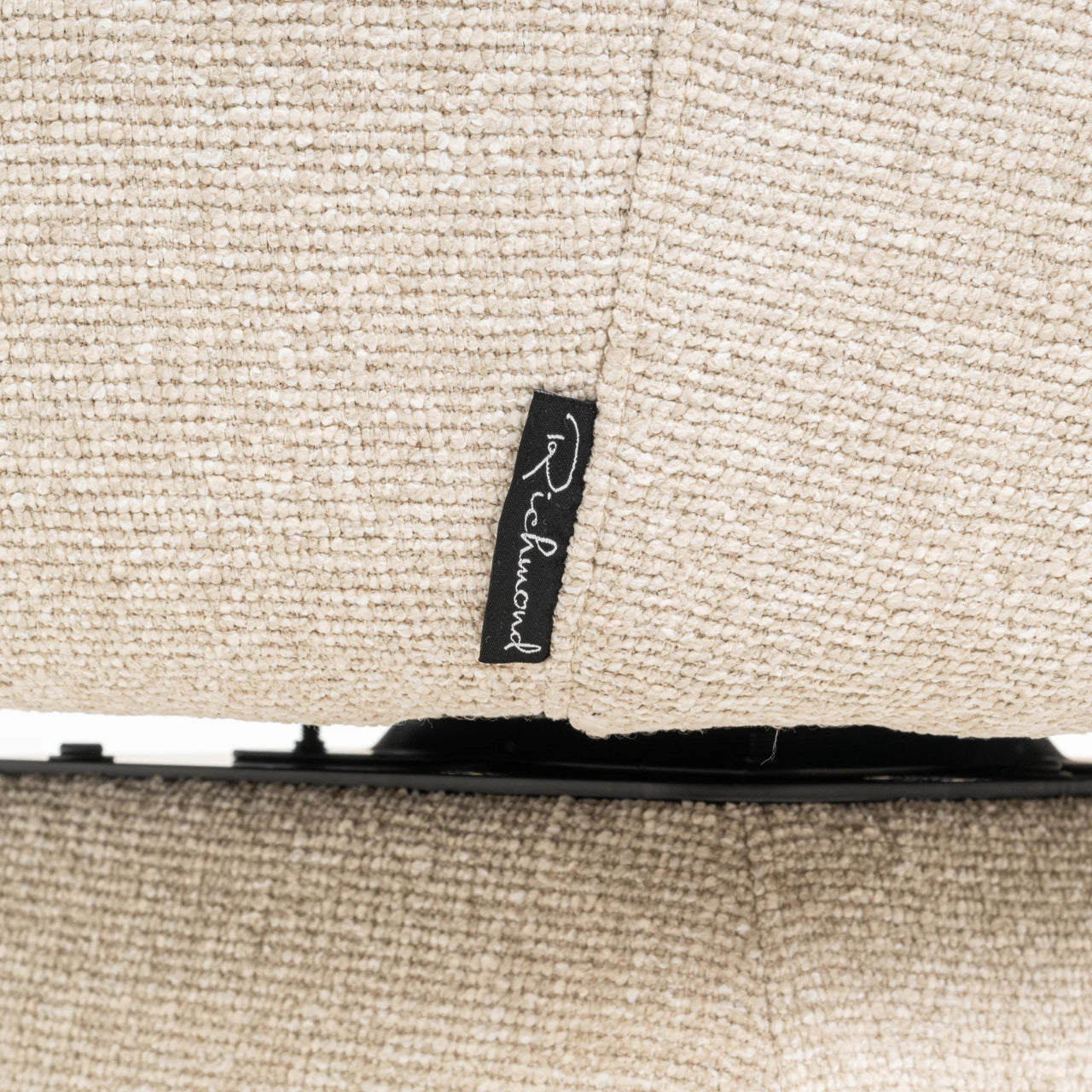 Spisestol Quiriro biscotti svingbar Richmond Interiors Spisestol
