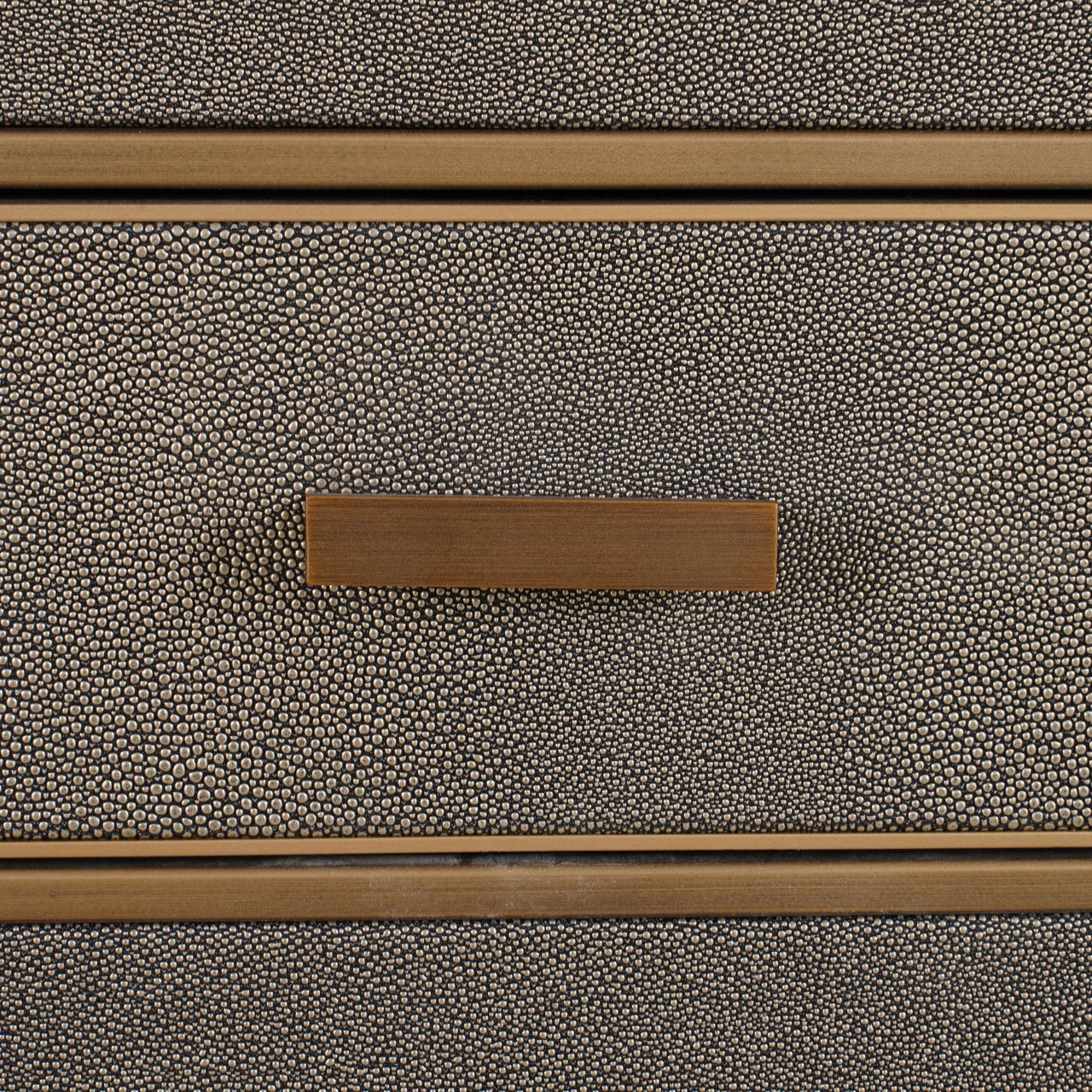 Nattbord Bloomville messing shagreen inkl. glassplate Richmond Interiors Nattbord