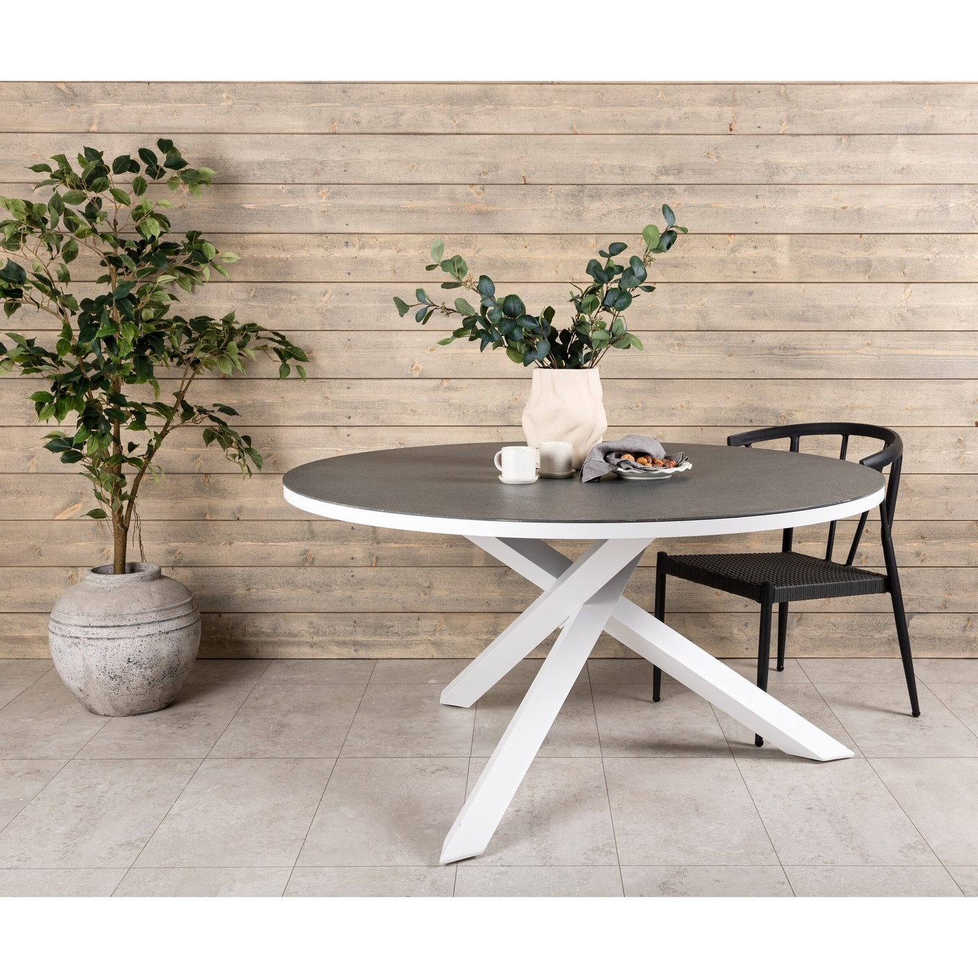 Copacabana Rundt Spisebord Venture Design Rundt Spisebord
