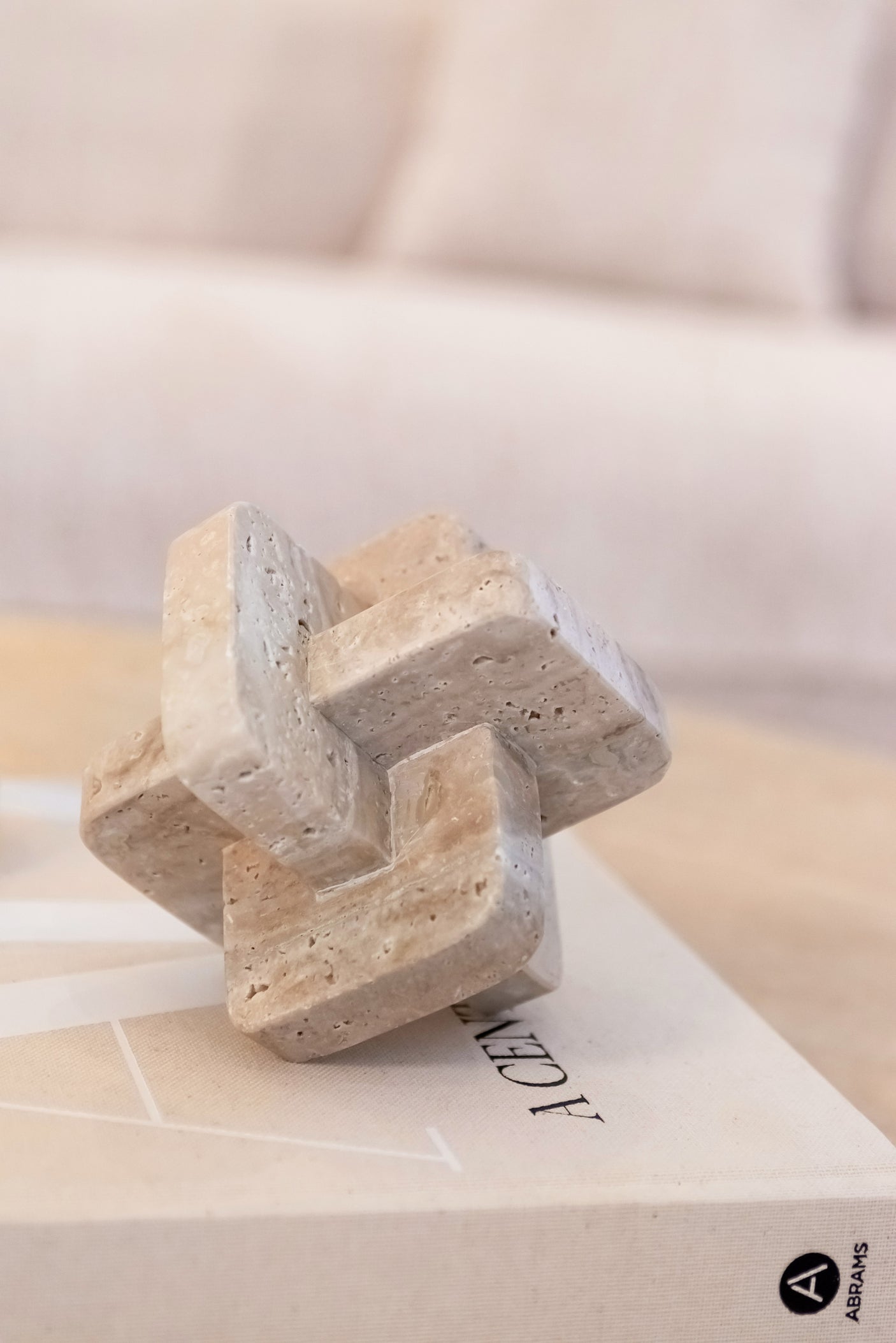 Dekorativ gjenstand Mony beige Richmond Interiors Pynteartikler