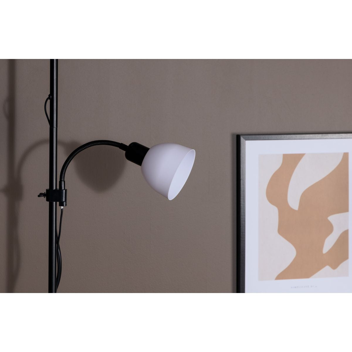 Bagasi Lighting Venture Design Gulvlampe