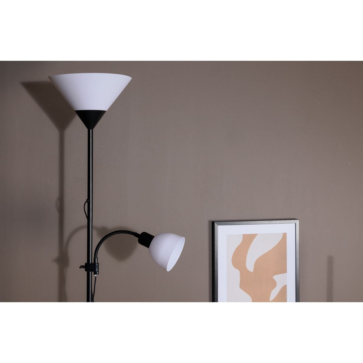 Bagasi Lighting Venture Design Gulvlampe
