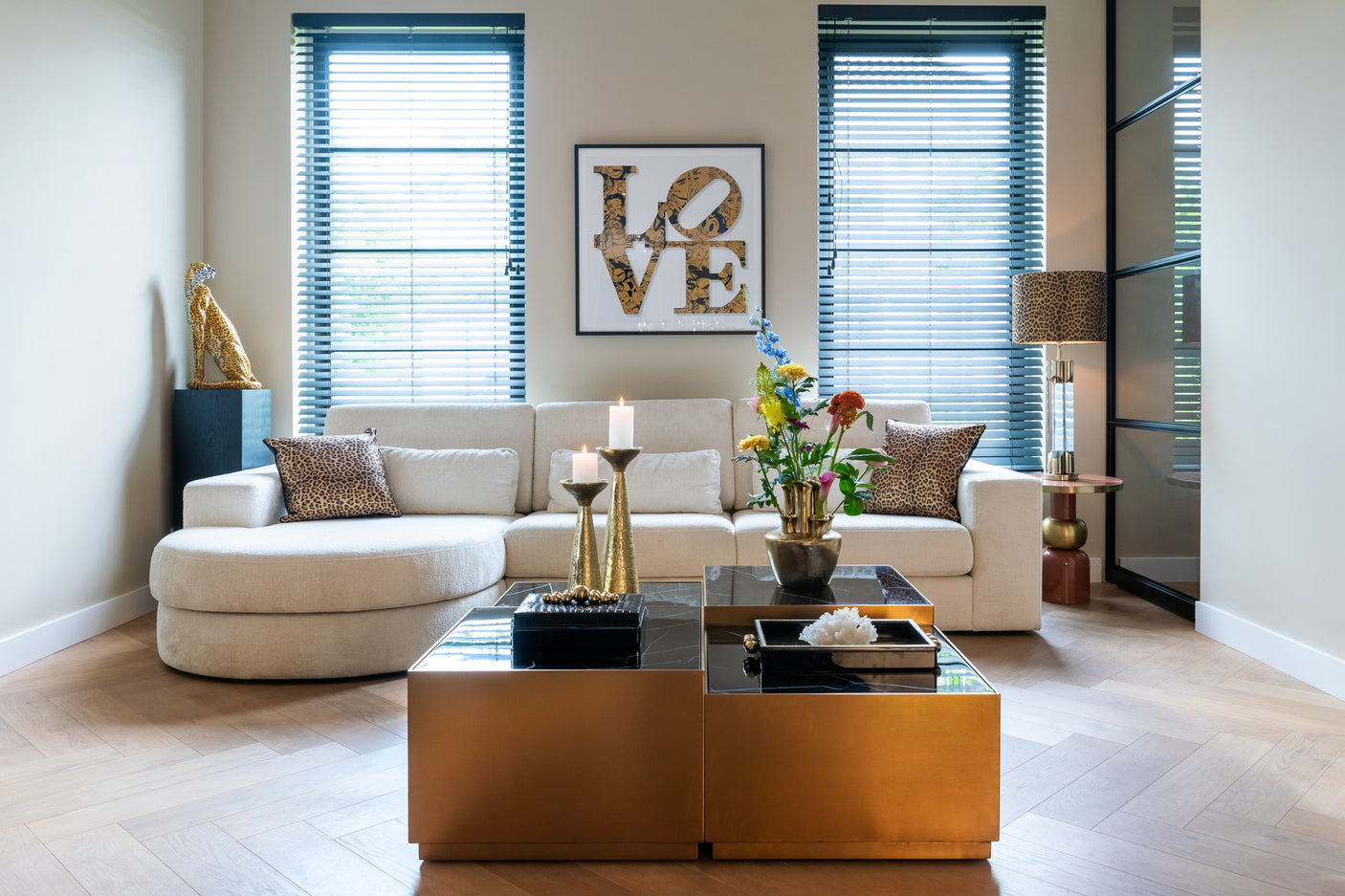 Brett Liv svart/gull Richmond Interiors Serveringsbrett