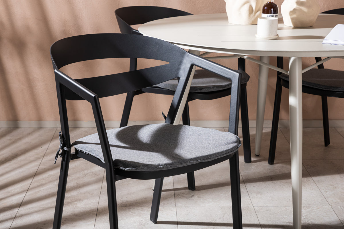 Lina Spisebord Rundt 120 cm + Spalte spisestoler inkl. Puter Venture Design Spisegruppe