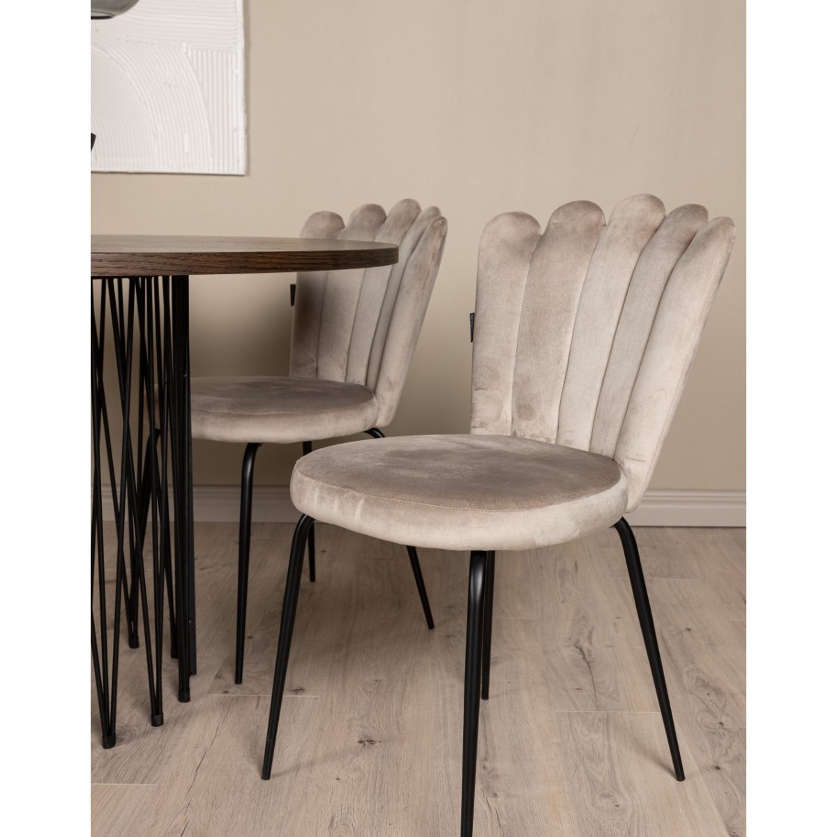 Stone Round Dining Set Venture Design Spisegruppe