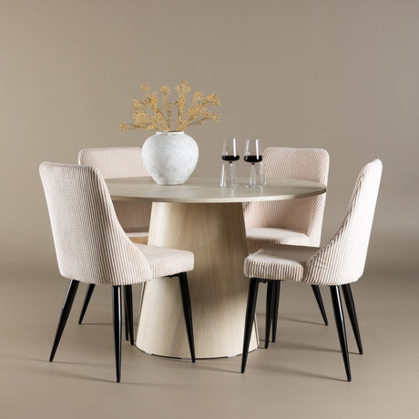 Lanzo Dining Table with Leone Dining Chair Venture Design Spisegruppe