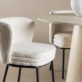 Lanzo Dining Table with Agnes Dining Chair Venture Design Spisegruppe