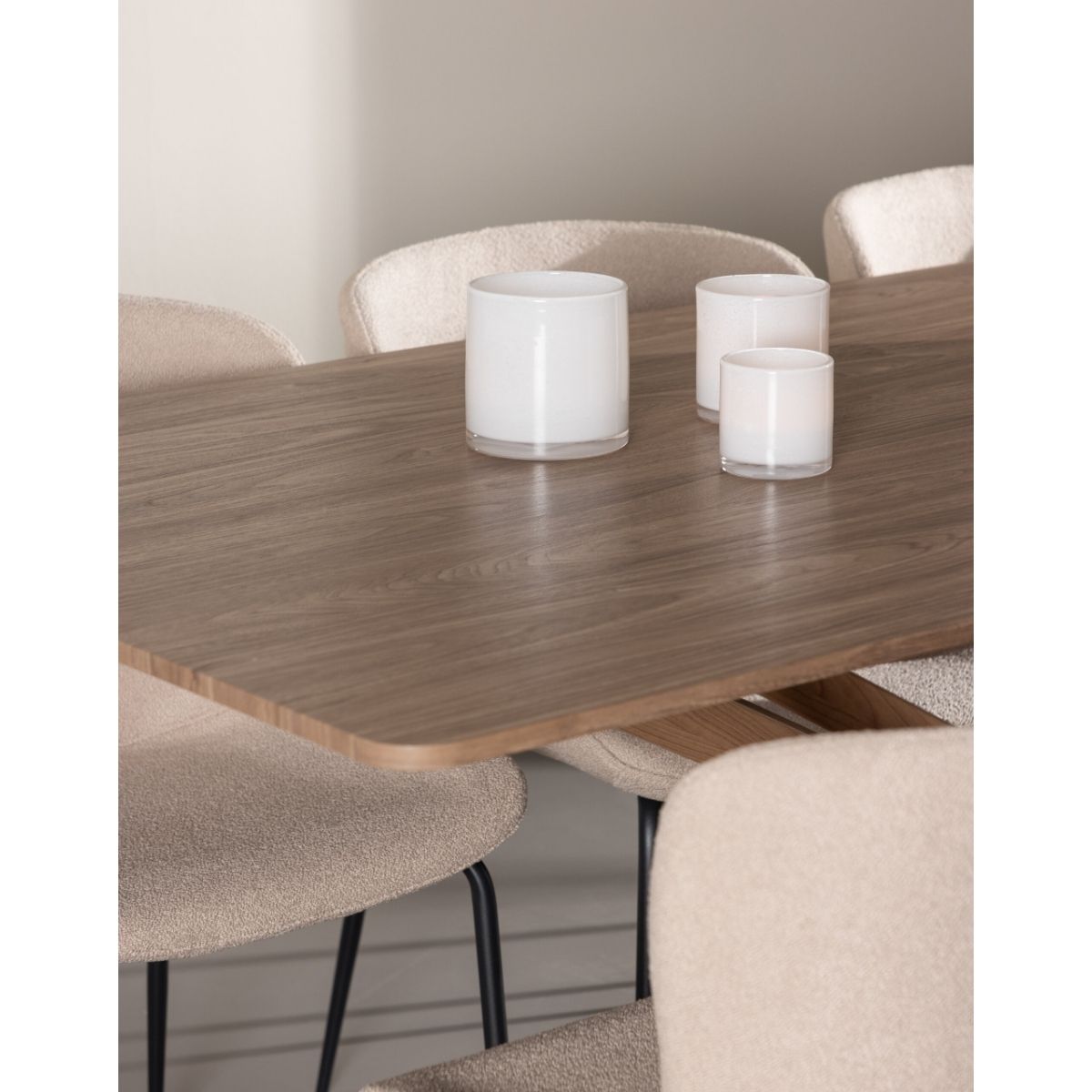Piazza Dining Table with Modesto Dining Chair Venture Design Spisegruppe