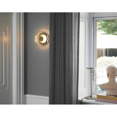 Blossi Wall Nordic Gold Nuura Vegglampe