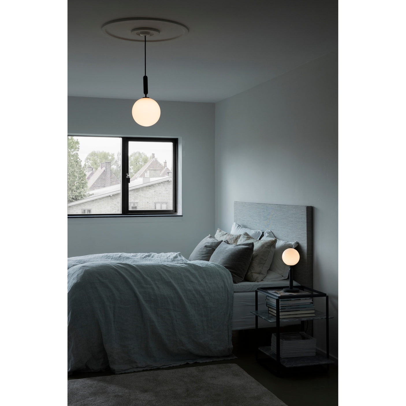 Miira 1 Large Nuura Taklampe