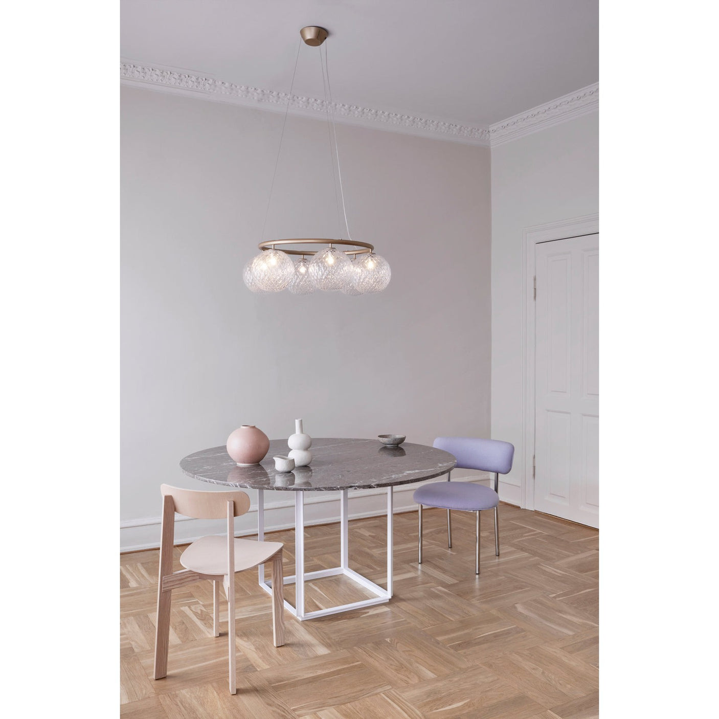 Miira 6 Circular Nuura Taklampe