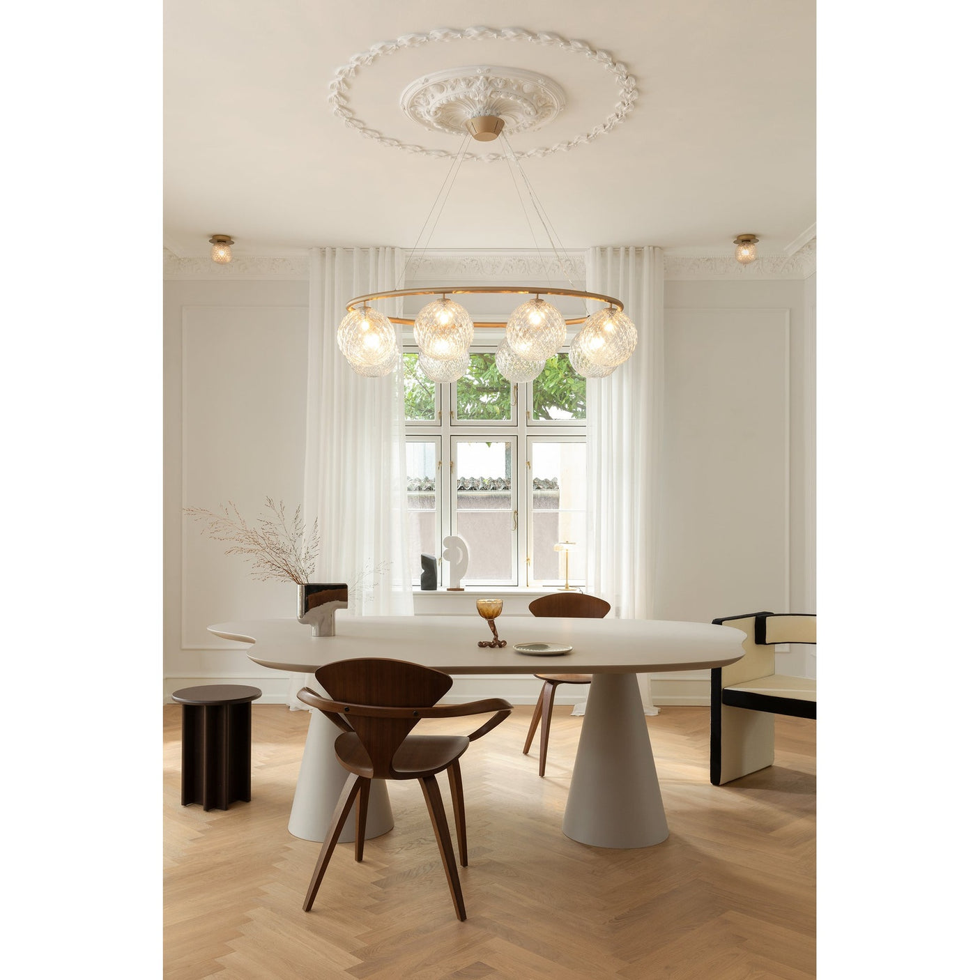 Miira 8 Oval Nuura Taklampe