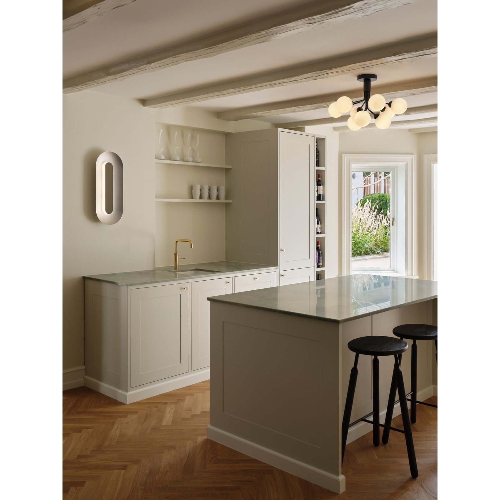 Apiales 9 Ceiling Nuura Taklampe