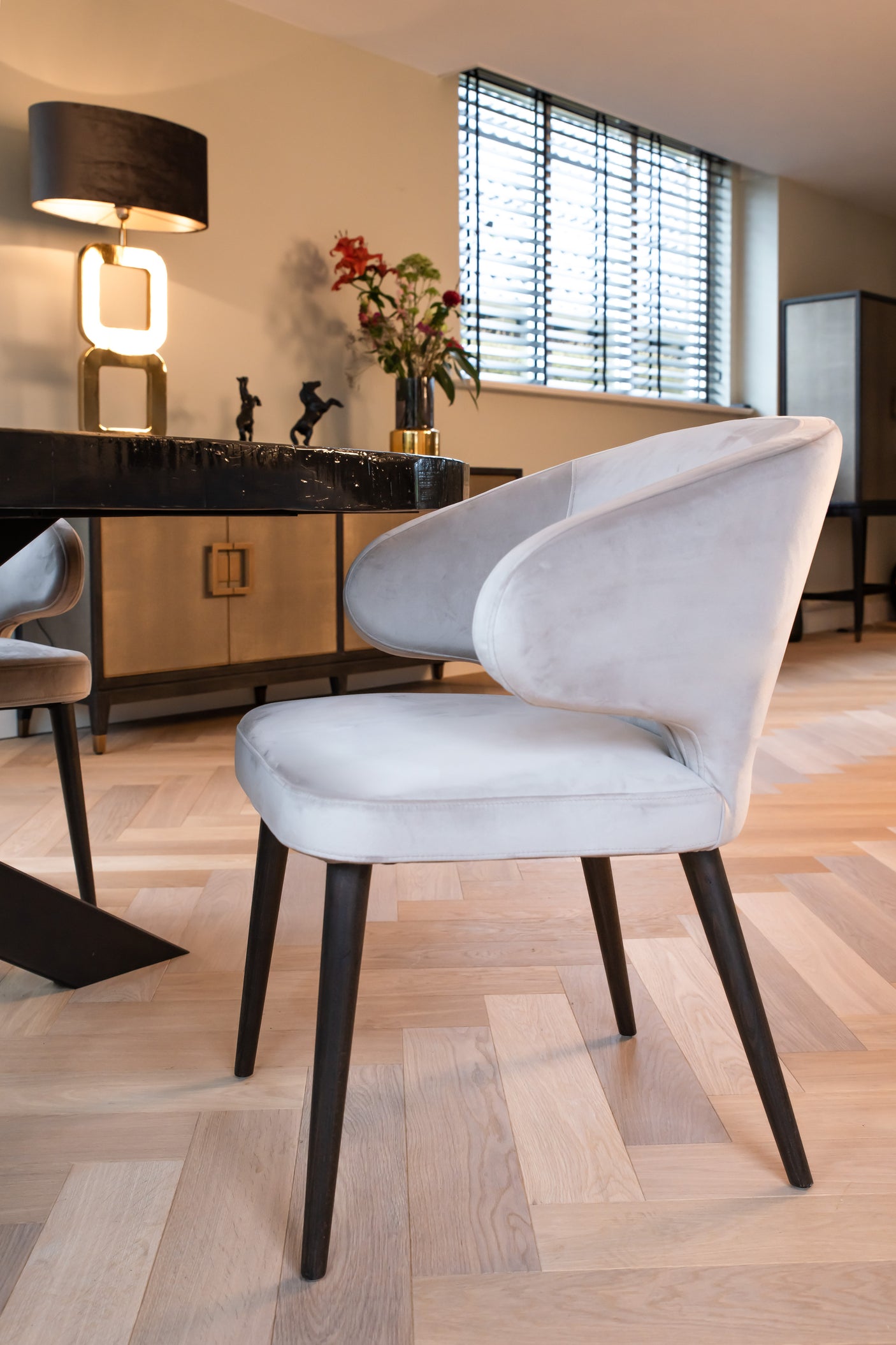 Spisestol Indigo khaki fløyel Richmond Interiors Spisestol