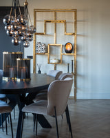 Spisestol Darby i khakifarget fløyel, Richmond Interiors Spisestol