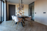 Vitrineskap Magnus gull Richmond Interiors Vitrineskap