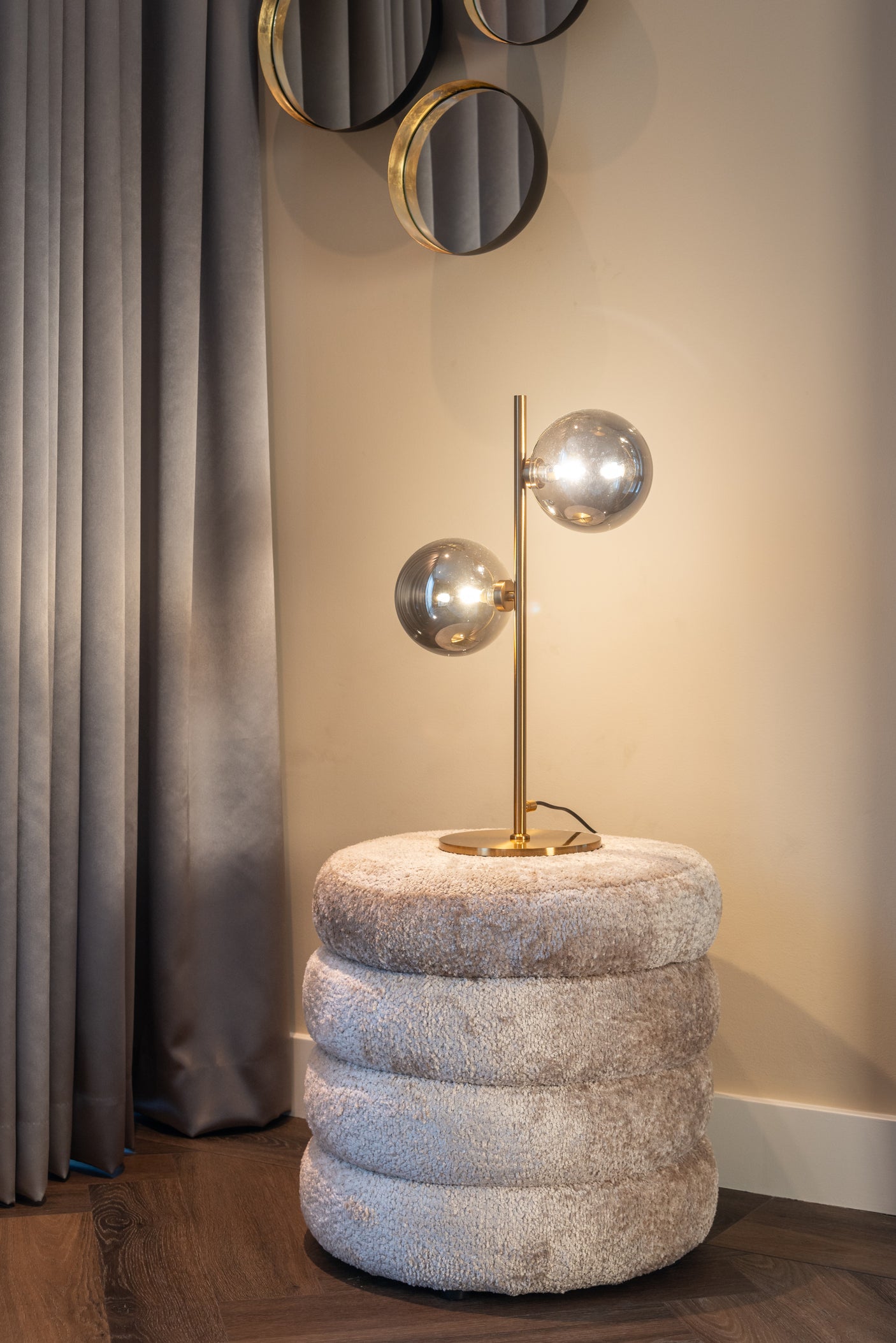 Pouffe & fotkrakk Adele sheep natural Richmond Interiors Pall