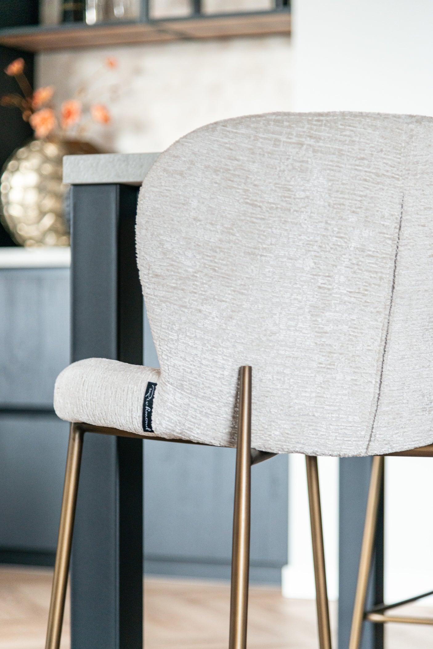 Counter stool Darby cream fusion Richmond Interiors Barstol