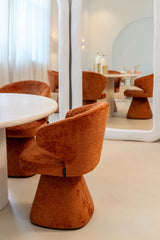 Spisebord Alexander Jones beige 130Ø Renaissance Richmond Interiors Spisebord