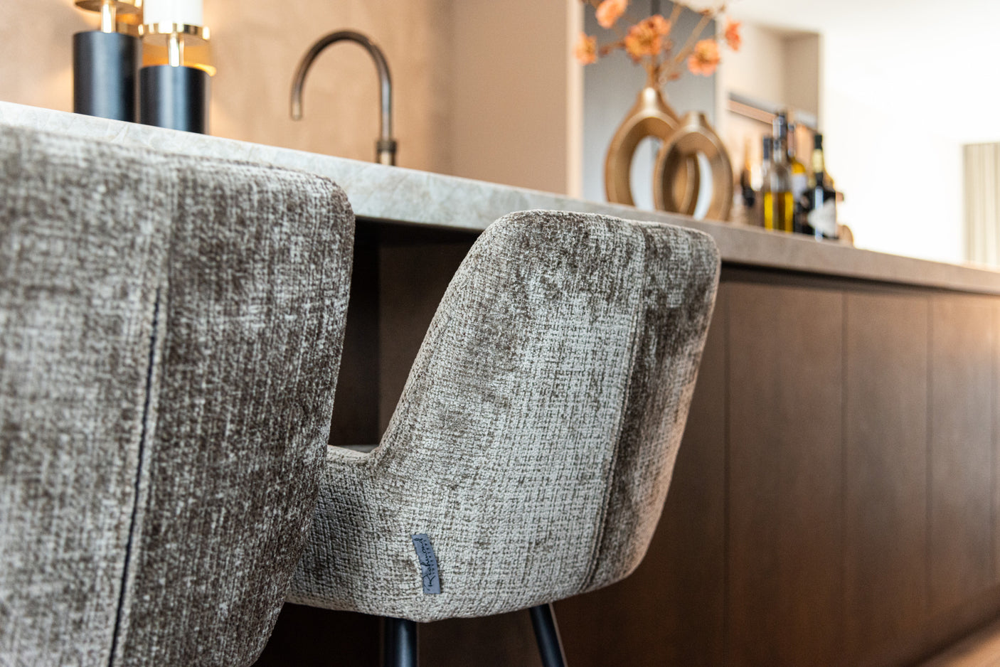 Counterstol Linsey niagara stone Richmond Interiors Barstol