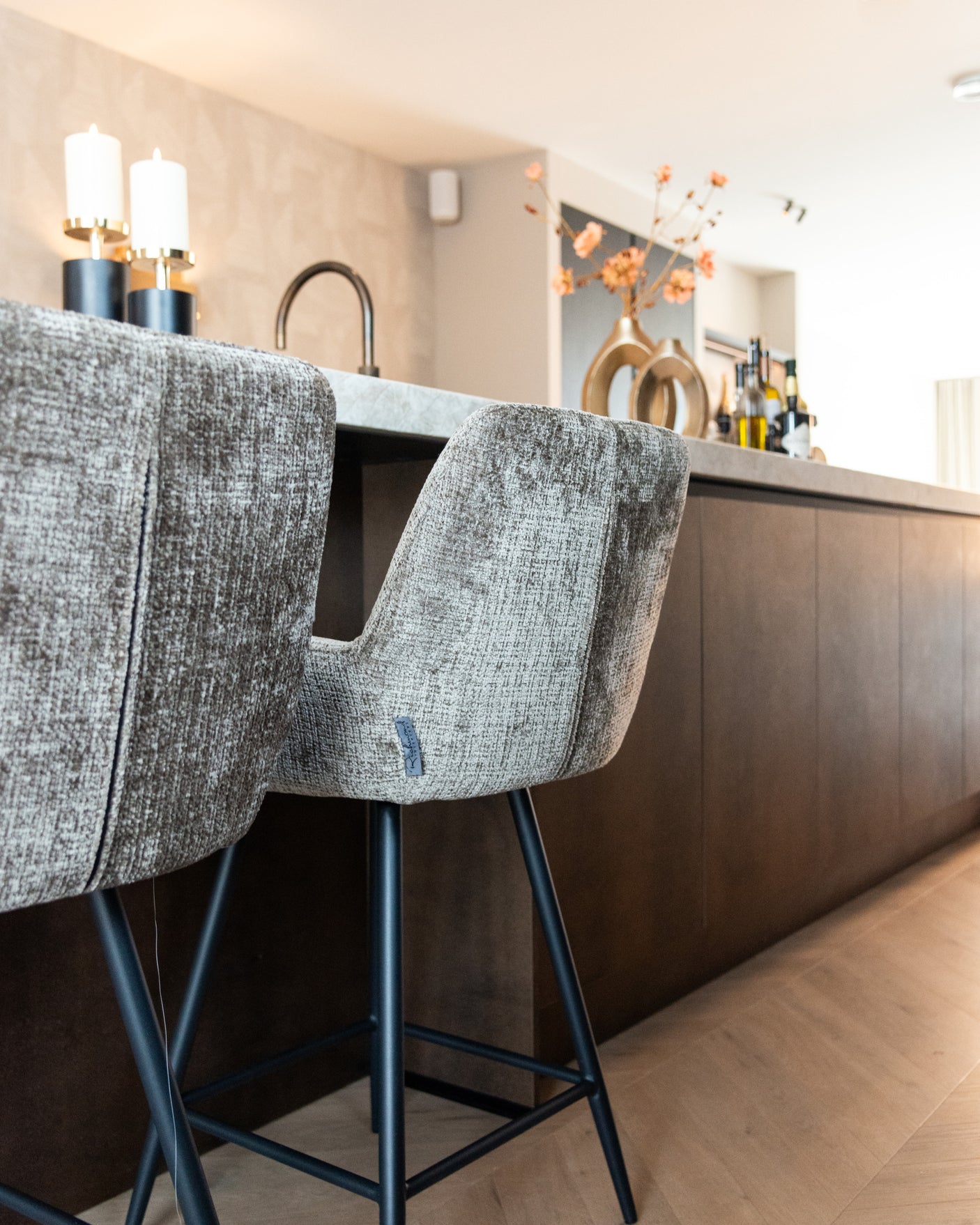 Counterstol Linsey niagara stone Richmond Interiors Barstol
