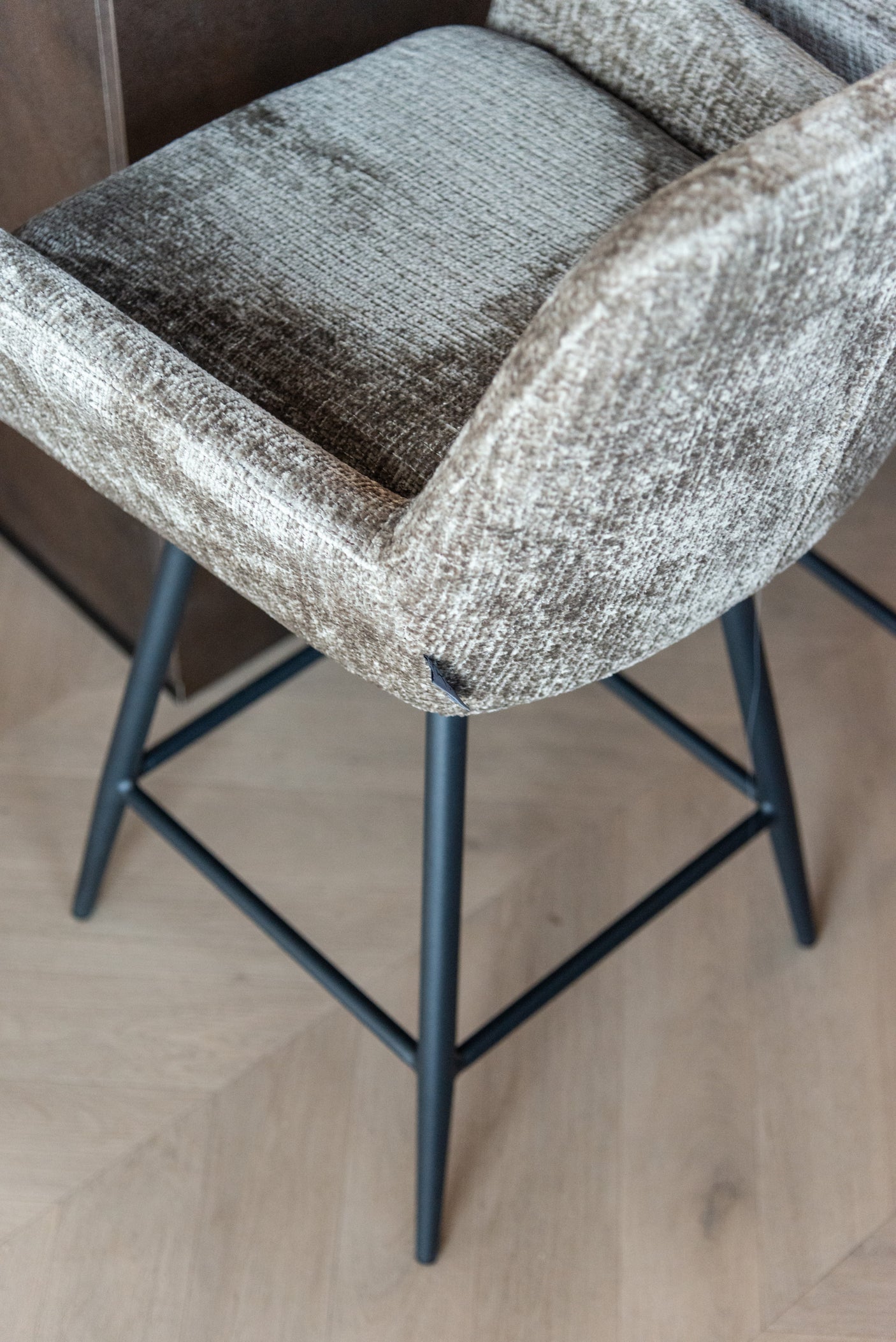 Counterstol Linsey niagara stone Richmond Interiors Barstol