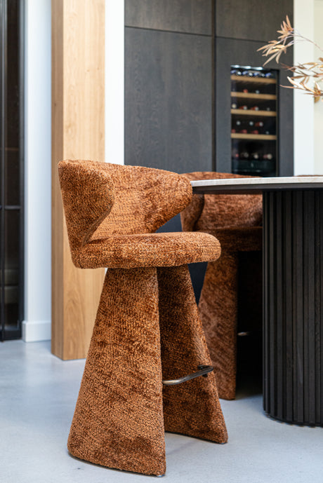 Barkrakk Gatsbi nydelig kanel Richmond Interiors Barstol