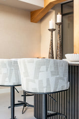 Barkrakk Cheyenne beige graffic svingbar Richmond Interiors Barstol