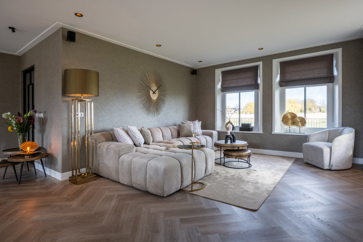 Lysestake Livi svart/gull stor Richmond Interiors Lysestake